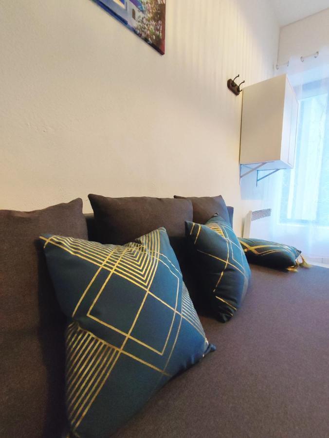 Appartement Cosy En Centre Centre-Ville . . . 尼姆 外观 照片